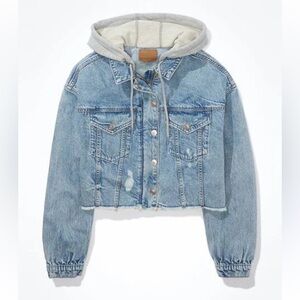 American Eagle Women's Cropped Distressed Denim Jacket Size S
